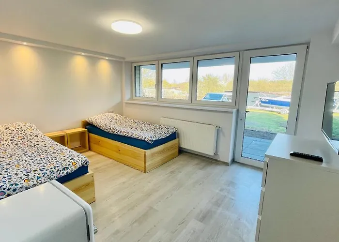 Dluga 100 هاجوكوفه