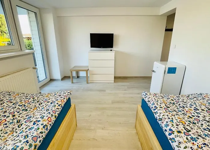 Dluga 100 هاجوكوفه