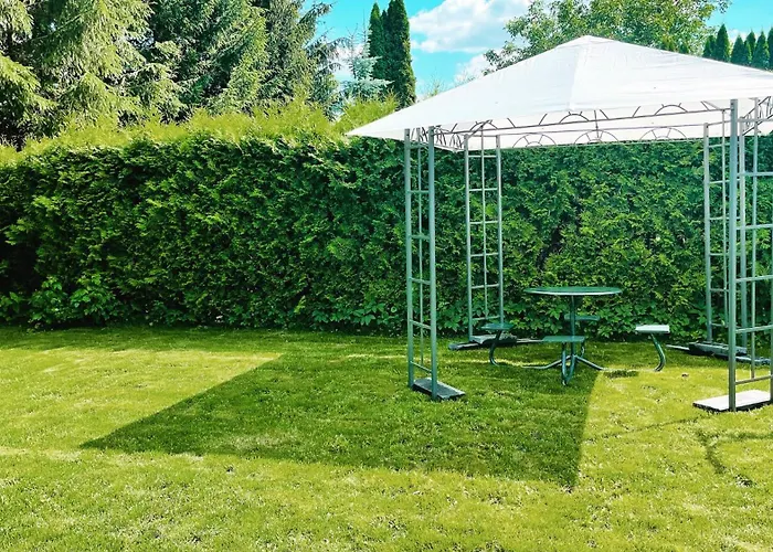 Dluga 100 هاجوكوفه